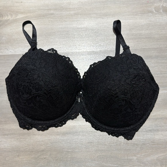 Smart & Sexy- Lace Bra Bundle (4 Bras) Size 38DD - Picture 3 of 6